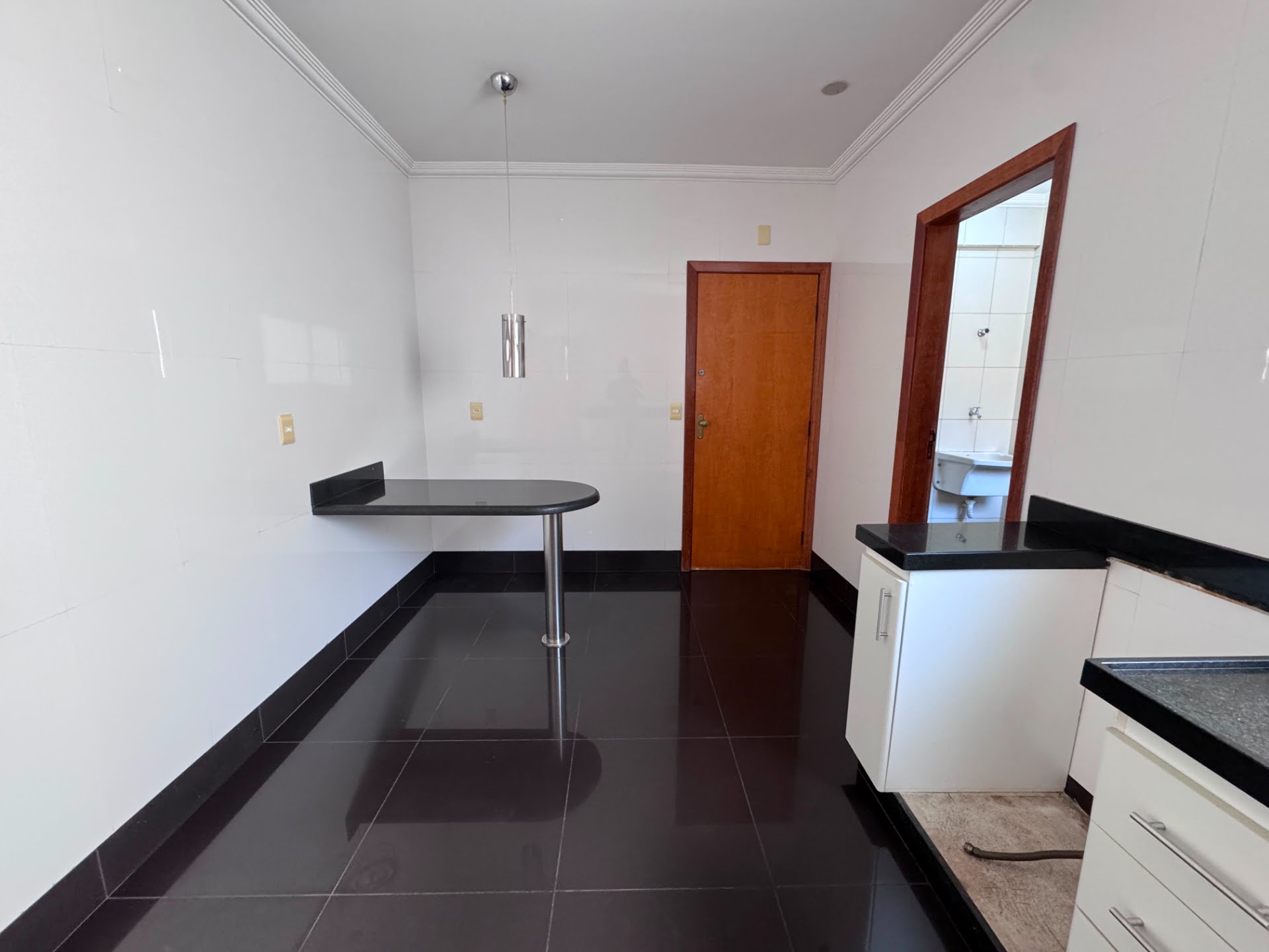 Apartamento à venda com 3 quartos, 1 suíte, 2 vagas e 100m² no Itapoã, Belo Horizonte (MG) — foto 22 de 27