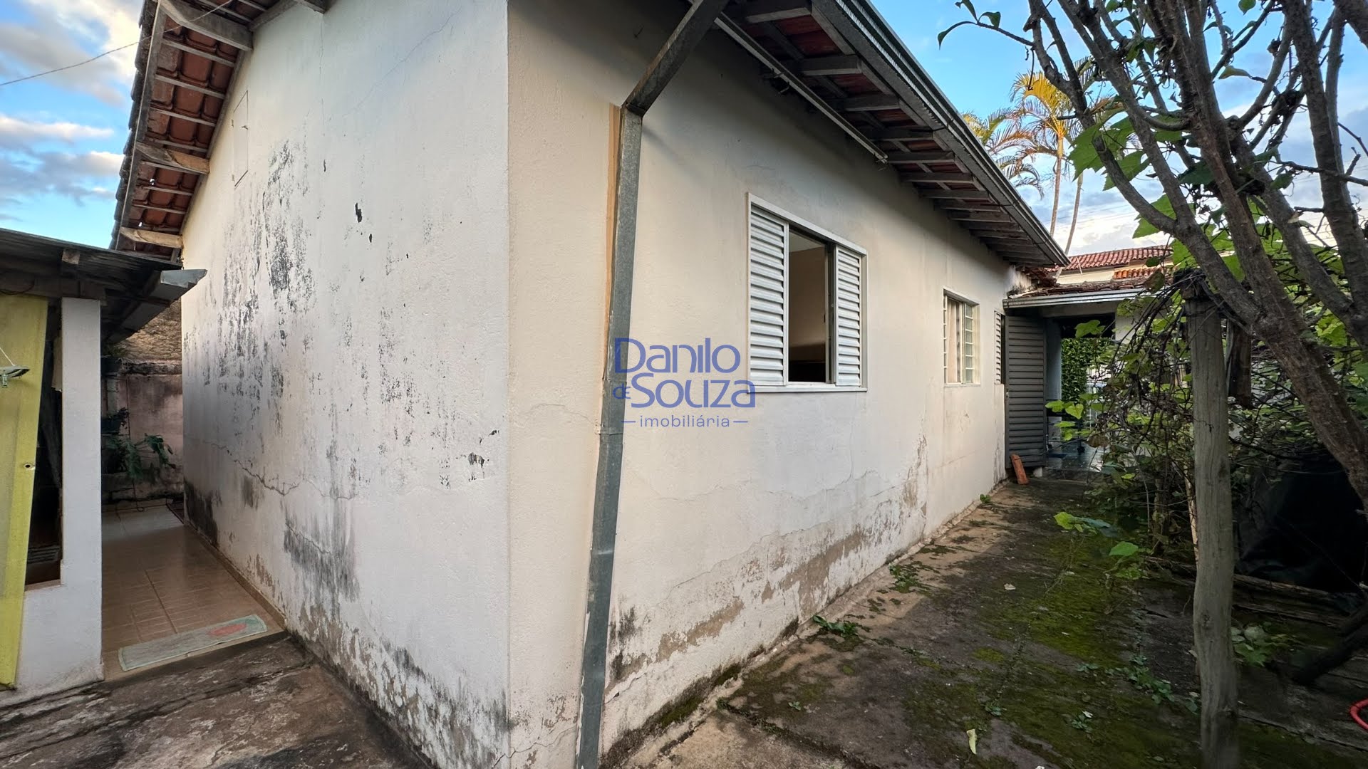 Casa à venda com 3 quartos, 1 banheiro, 2 vagas e 300m² no José Ferreira Guimarães (mangueira II ), Araxá (MG) — foto 5 de 22