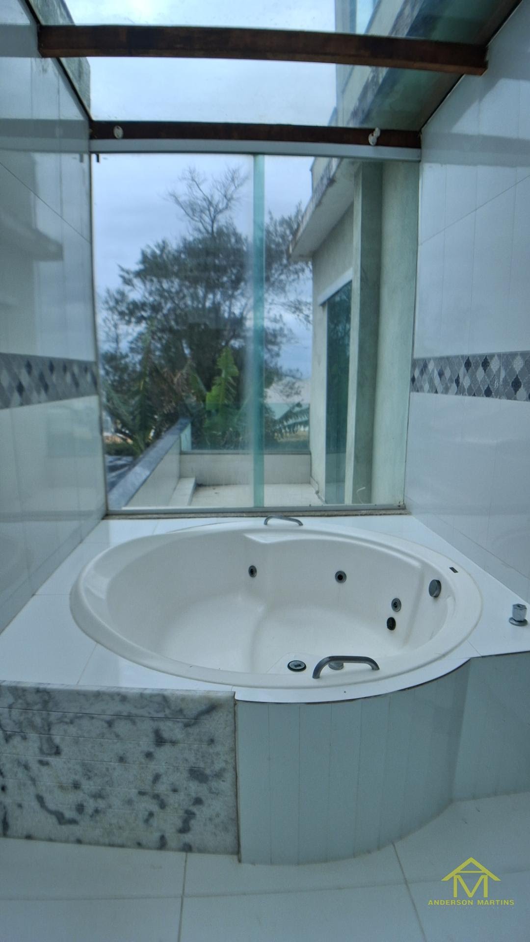 Casa à venda com 4 quartos, 4 banheiros, 3 vagas e 450m² no Interlagos, Vila Velha (ES) — foto 16 de 19