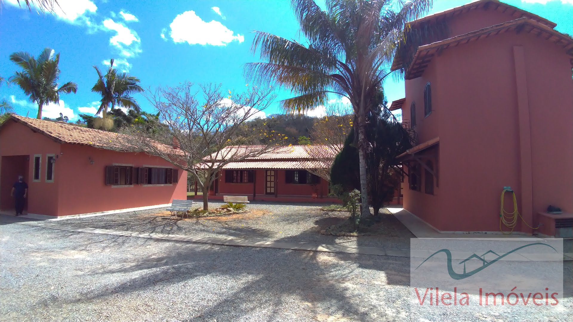 Conjunto - Salão, apartamentos e operacional