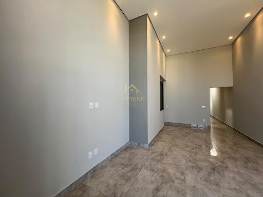 Casa à venda no Condomínio Villagio Wanel – Sorocaba/SP 135m² de área construída, 03 dormitórios, sendo 1 suítes e 04 vagas de garagem.