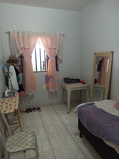 Casa 02 Dorm. em Setor Central  -  Rio Verde