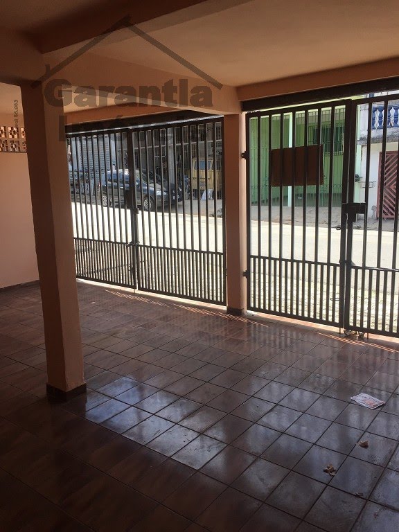 Casa à venda com 3 quartos, 1 suíte, 2 vagas e 180m² no Jardim da Glória, Osasco (SP) — foto 12 de 30