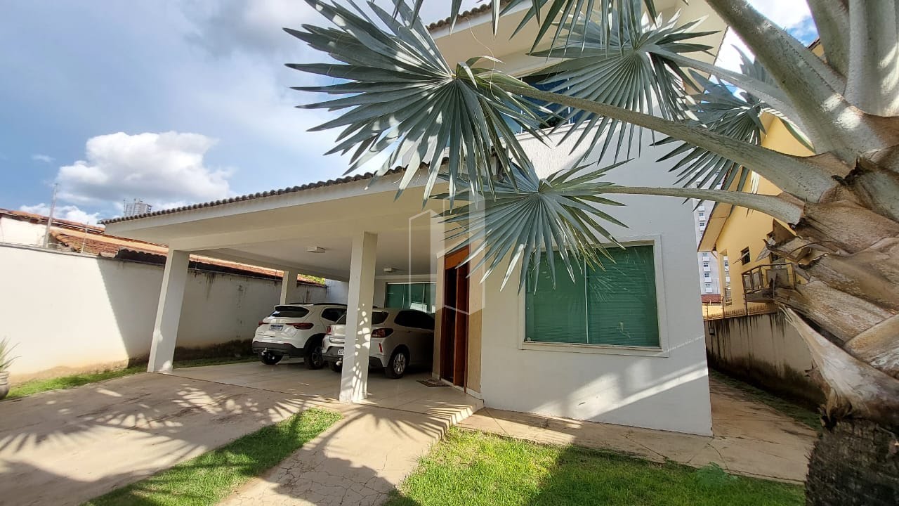 Casa à venda com 4 quartos, 4 suítes, 4 vagas e 211m² no Jardim América, Goiânia (GO) — foto 26 de 30
