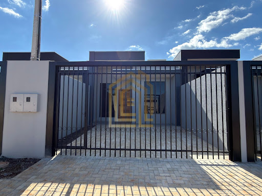 Casa à Venda no bairro Florais Cascavel: 2 Quartos, 63m², R$325mil