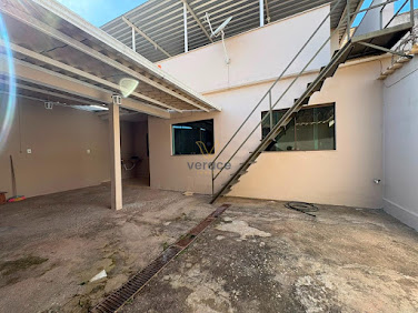 Casa em Real de Queluz  -  Conselheiro Lafaiete/MG.