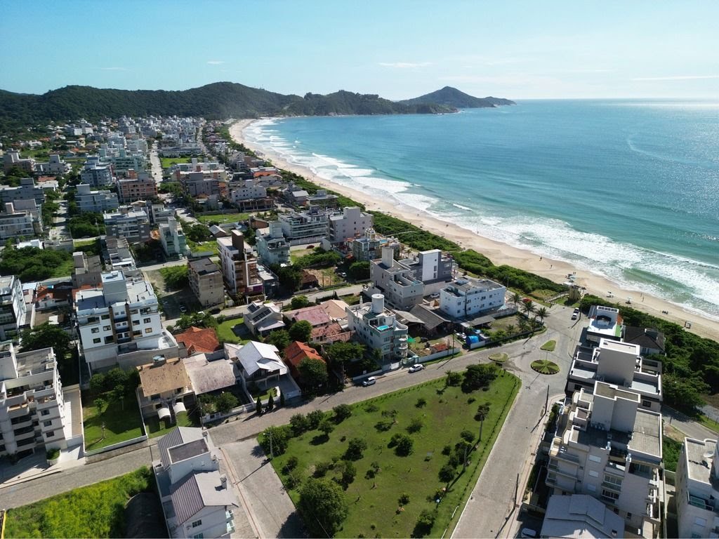 Cobertura à venda com 2 quartos, 2 suítes, 2 vagas e 101m² no Canto Grande, Bombinhas (SC) — foto 10 de 11