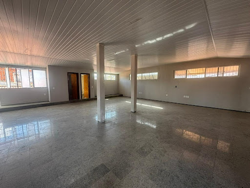 Excelente prédio comercia para aluguel em Montese, Fortaleza.