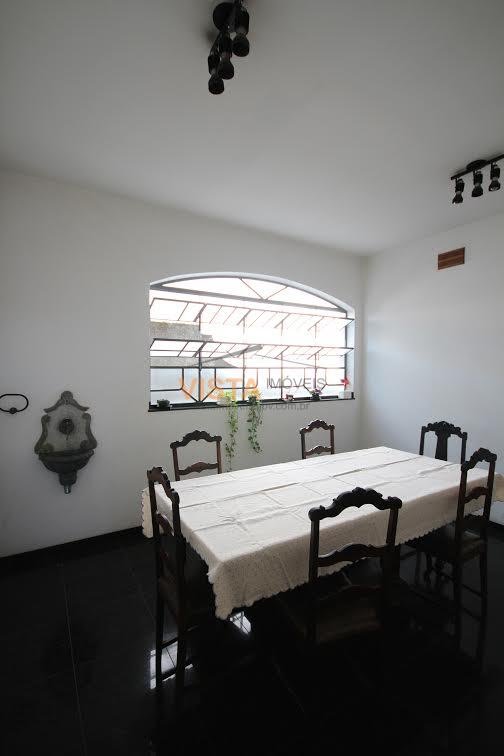 Casa à venda com 4 quartos, 3 suítes, 3 vagas e 416m² no Centro, São João da Boa Vista (SP) — foto 11 de 28