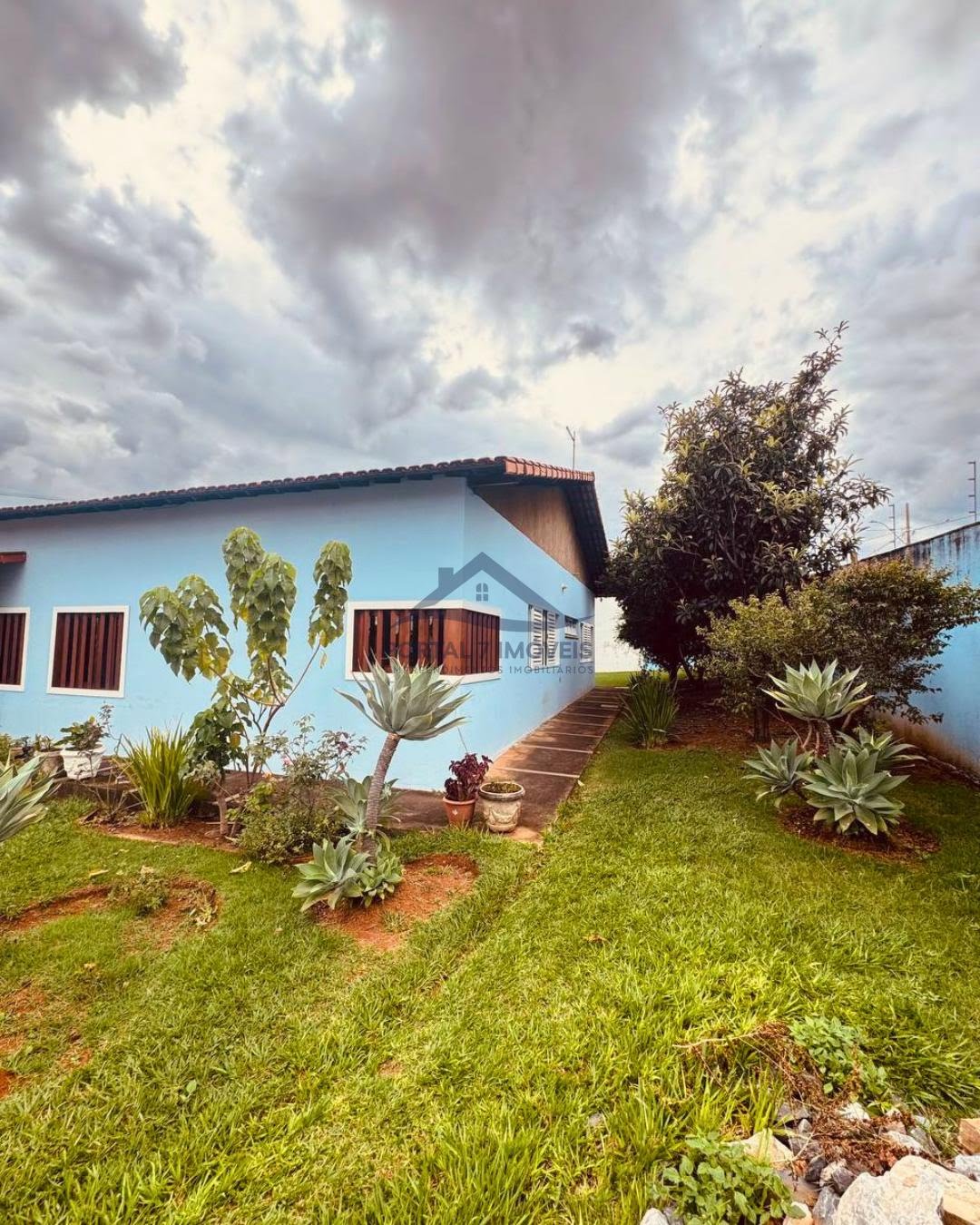 Casa à venda com 2 quartos, 1 suíte, 3 vagas e 240m² no Bom Jardim, Sete Lagoas (MG) — foto 13 de 25