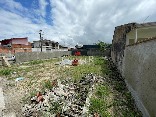 Excelente terreno à venda no balneário Pereque