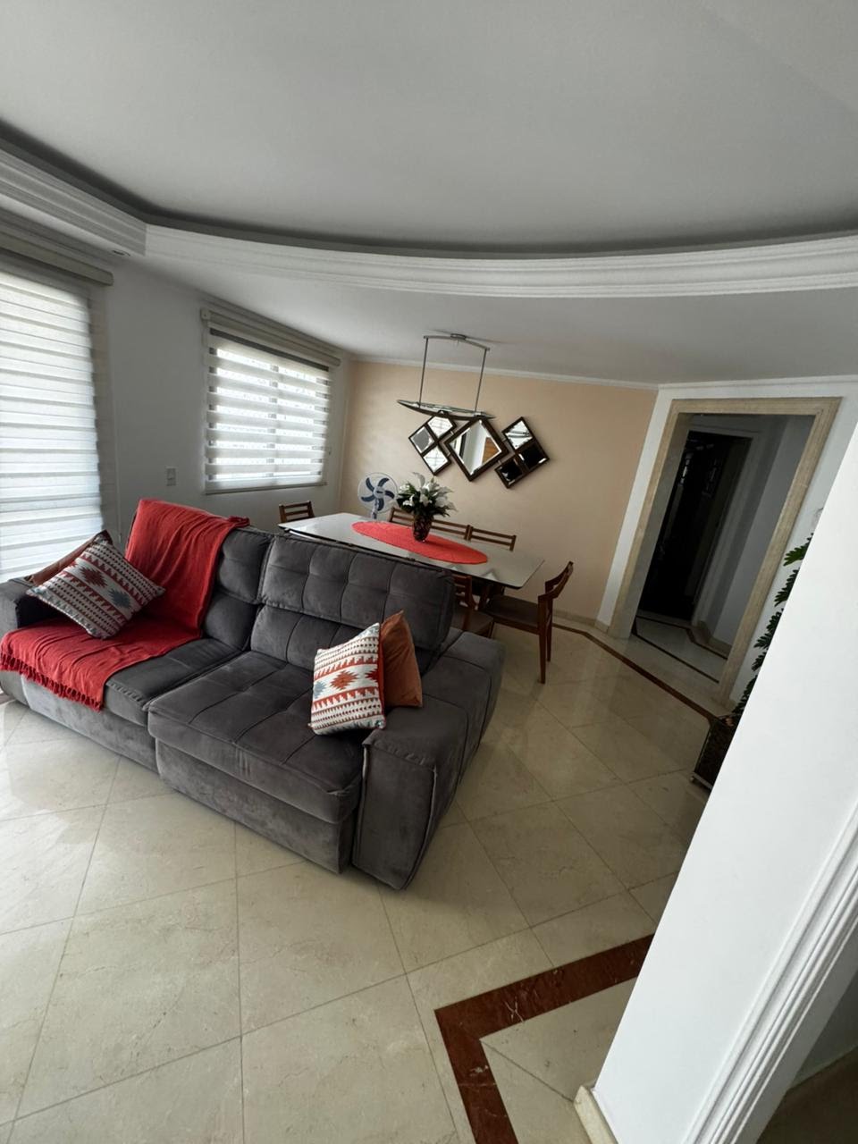 Apartamento à venda com 3 quartos, 3 suítes, 2 vagas e 98m² no Vila Gomes Cardim, São Paulo (SP) — foto 3 de 10