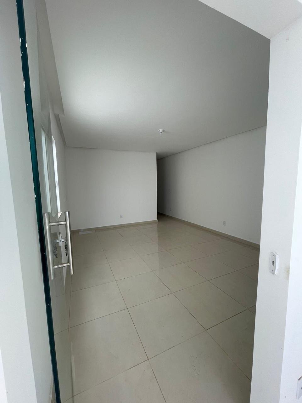Casa à venda com 2 quartos, 1 suíte, 2 vagas e 125m² no Conceição, Feira de Santana (BA) — foto 2 de 16