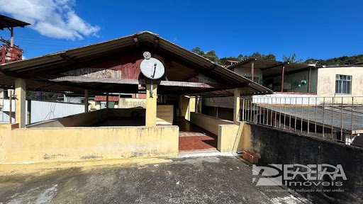 Casa em Perissê  -  Nova Friburgo