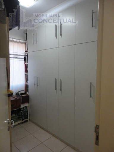 Quarto 2 - Com Armário