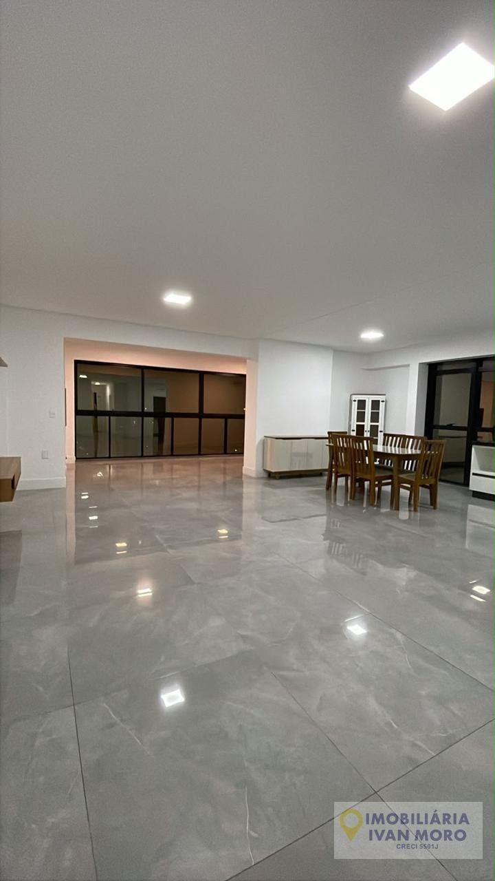Apartamento para alugar com 4 quartos, 4 suítes, 3 vagas e 198m² no Meia Praia, Itapema (SC) — foto 3 de 30