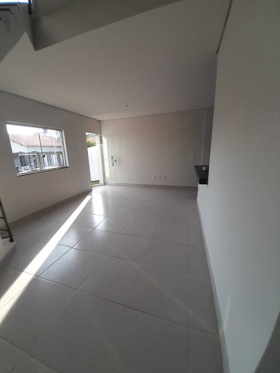 Casa à venda com 3 quartos, 1 suíte, 2 vagas e 110m² no Sao Joao Batista (venda Nova), Belo Horizonte (MG) — foto 20 de 23