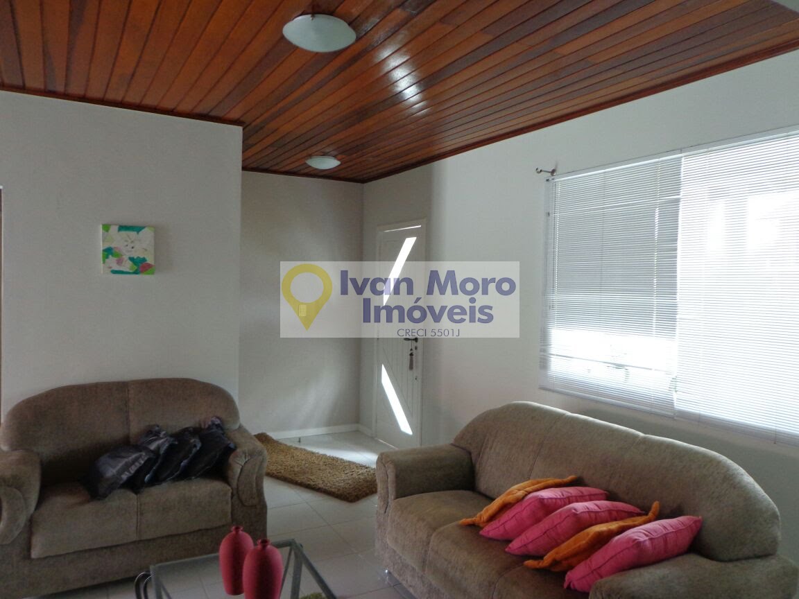 Casa à venda com 3 quartos, 2 banheiros, 3 vagas e 280m² no Daniela, Florianópolis (SC) — foto 10 de 30