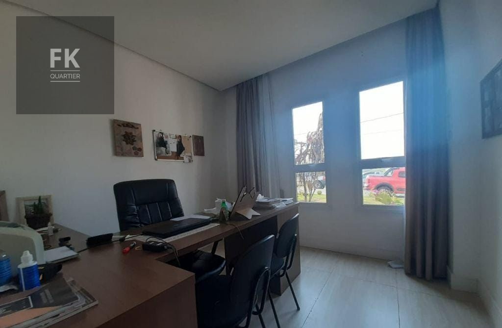 Casa à venda com 4 quartos, 2 suítes, 4 vagas e 282m² no Suru, Santana de Parnaíba (SP) — foto 15 de 18