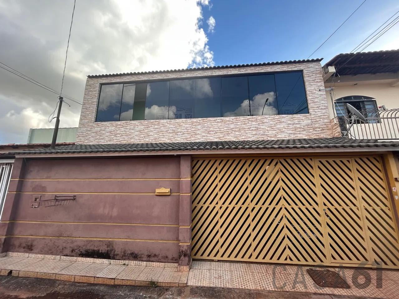 Casa, 3 quartos, 181 m² - Foto 1