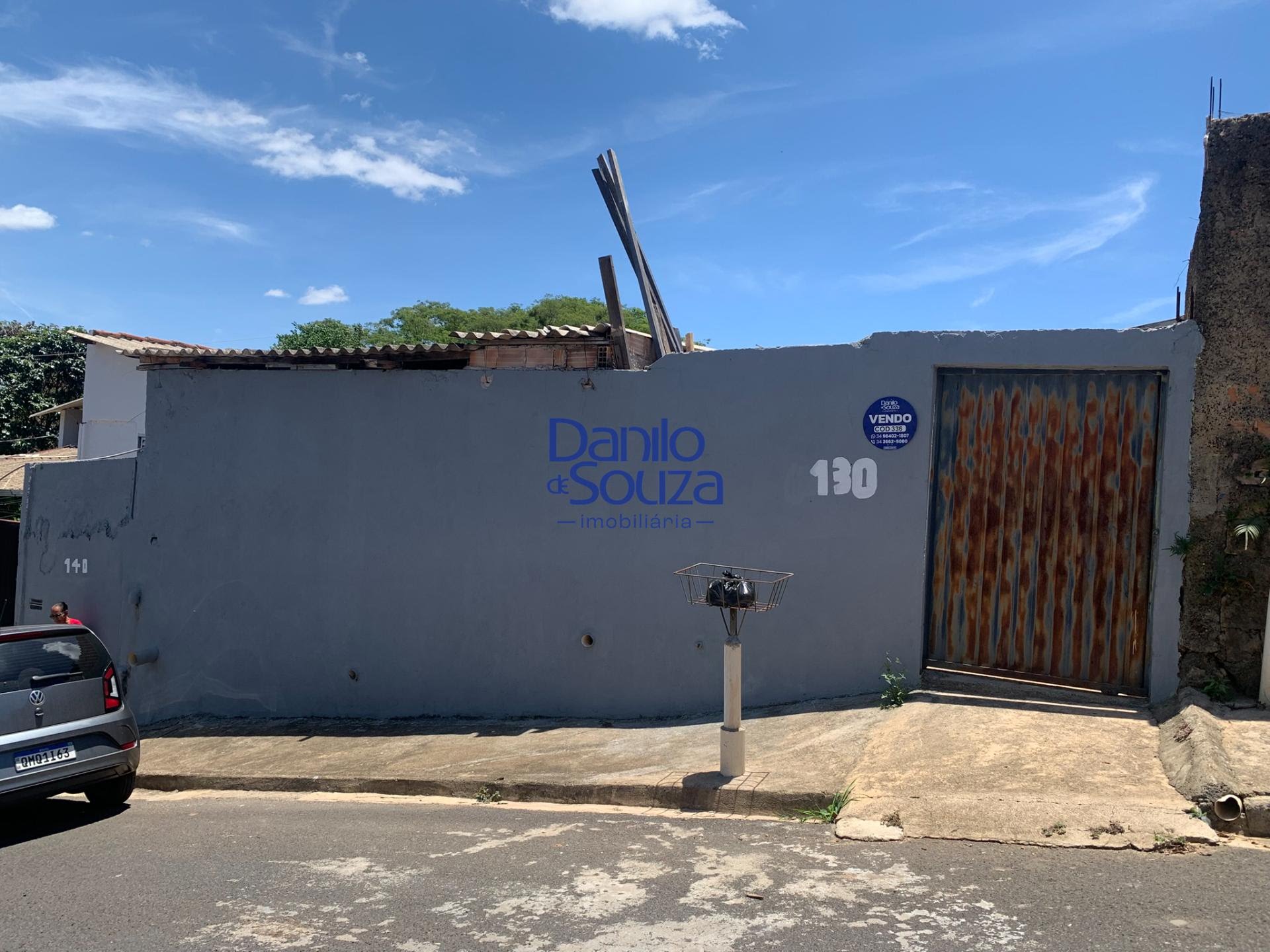 Terreno à venda com 240m² de terreno no Francisco Duarte, Araxá — foto principal