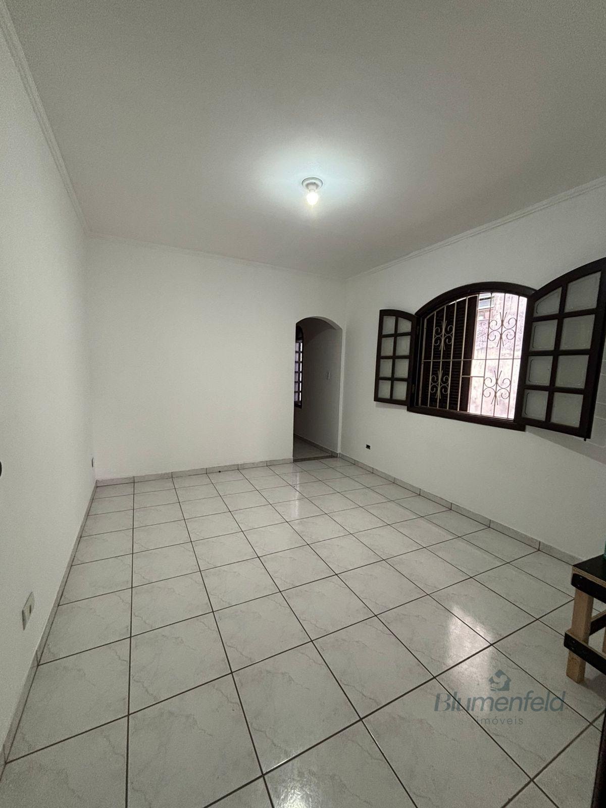 Casa para alugar com 3 quartos, 1 suíte, 3 vagas e 200m² no Jardim Rincão, Arujá (SP) — foto 10 de 15