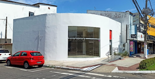 Compre Loja em Parque Residencial Laranjeiras  - Serra