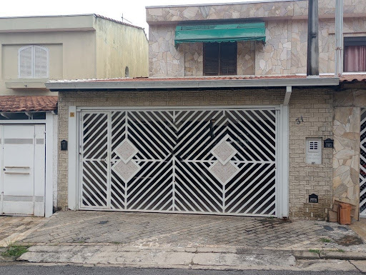 Casa Sobrado em Alto Ipiranga  -  Mogi das Cruzes