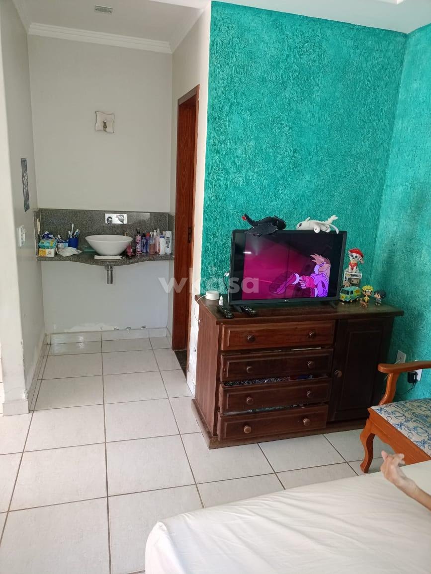 Casa à venda com 4 quartos, 3 suítes, 2 vagas e 205m² no Balneário de Carapebus, Serra (ES) — foto 15 de 30