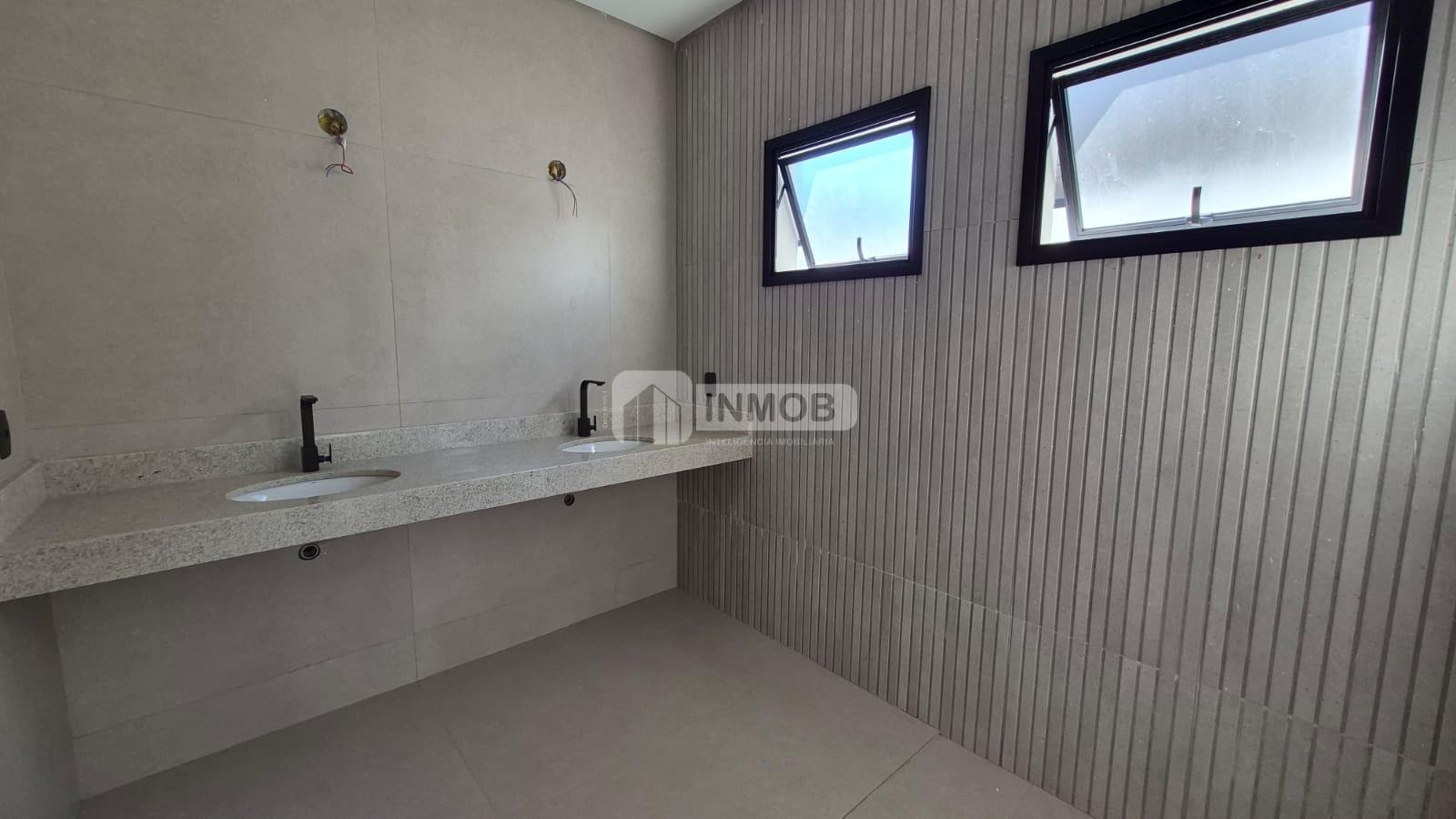 Casa à venda com 3 quartos, 1 suíte, 4 vagas e 165m² no Jardim Jaragua, Tremembé (SP) — foto 25 de 30
