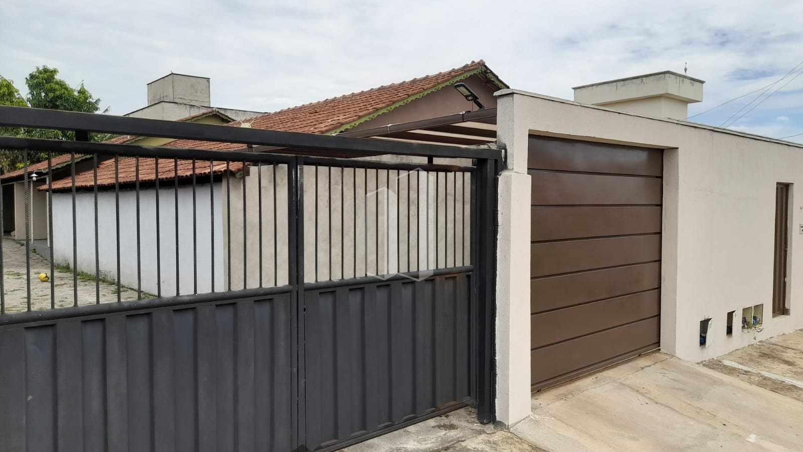 Casa à venda com 6 quartos, 2 banheiros e 720m² no Mansões Paraíso, Aparecida de Goiânia (GO) — foto 3 de 10
