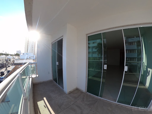 Apartamento com dois quartos à venda da Av. Alberto Torres em Campos RJ 