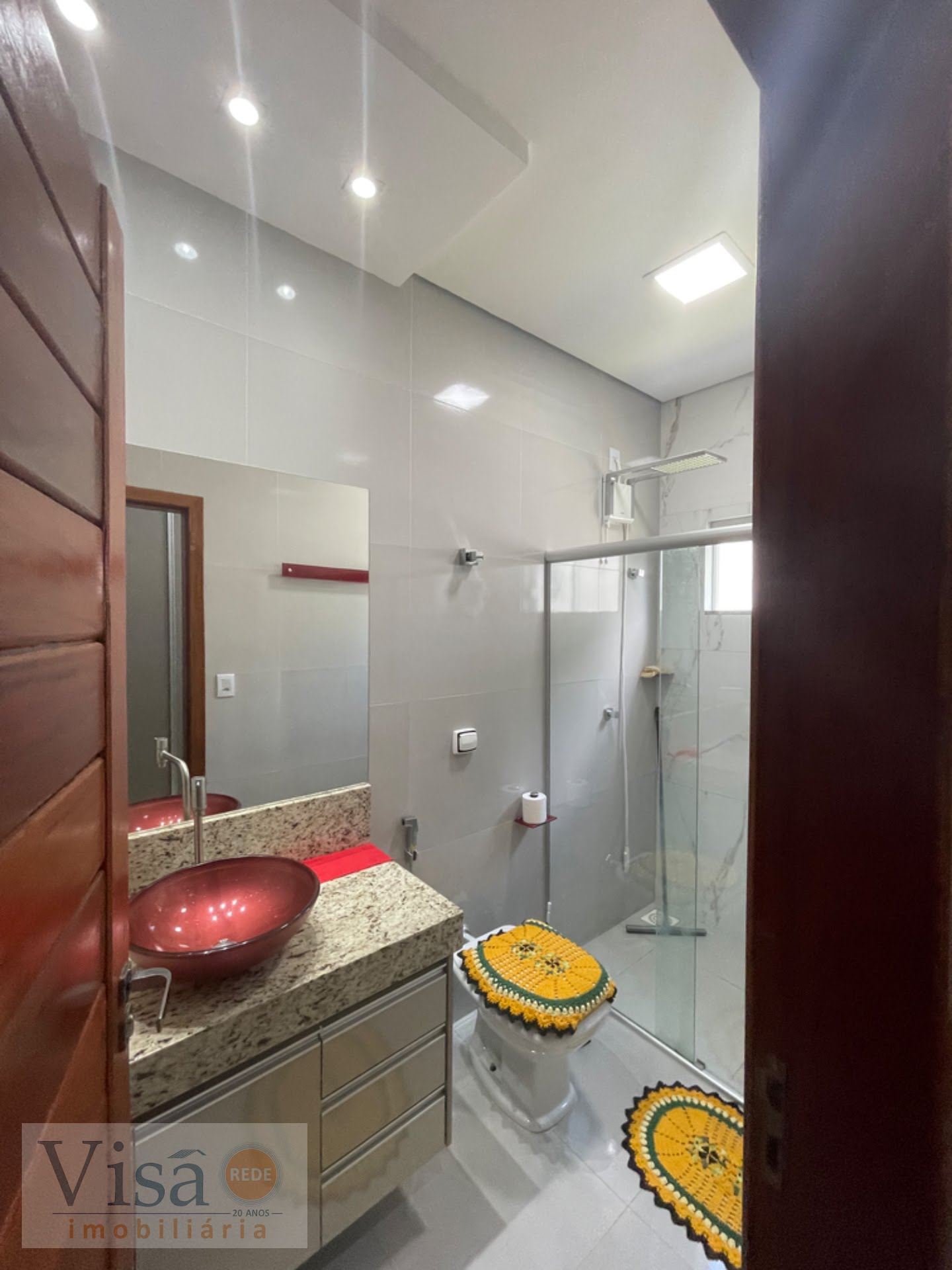 Casa à venda com 3 quartos, 2 suítes, 2 vagas e 250m² no Jardim Serrano, Paracatu (MG) — foto 29 de 30