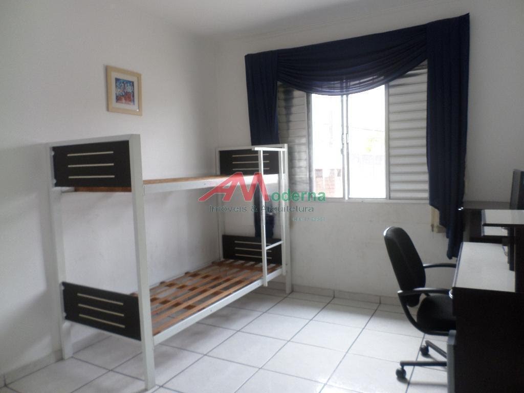 Casa à venda com 3 quartos, 2 banheiros, 2 vagas e 168m² no Taboão, São Bernardo do Campo (SP) — foto 10 de 18