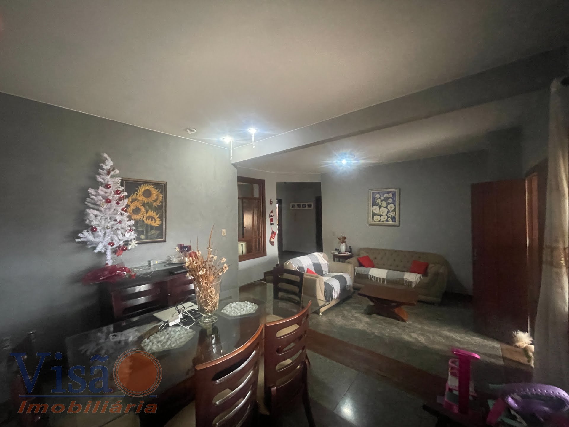 Casa à venda com 3 quartos, 1 suíte, 2 vagas e 200m² no Bela Vista, Paracatu (MG) — foto 3 de 21