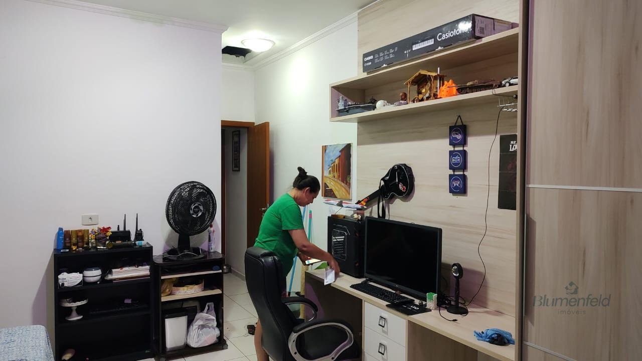 Casa à venda com 3 quartos, 3 suítes, 2 vagas e 200m² no Center Ville, Arujá (SP) — foto 20 de 29