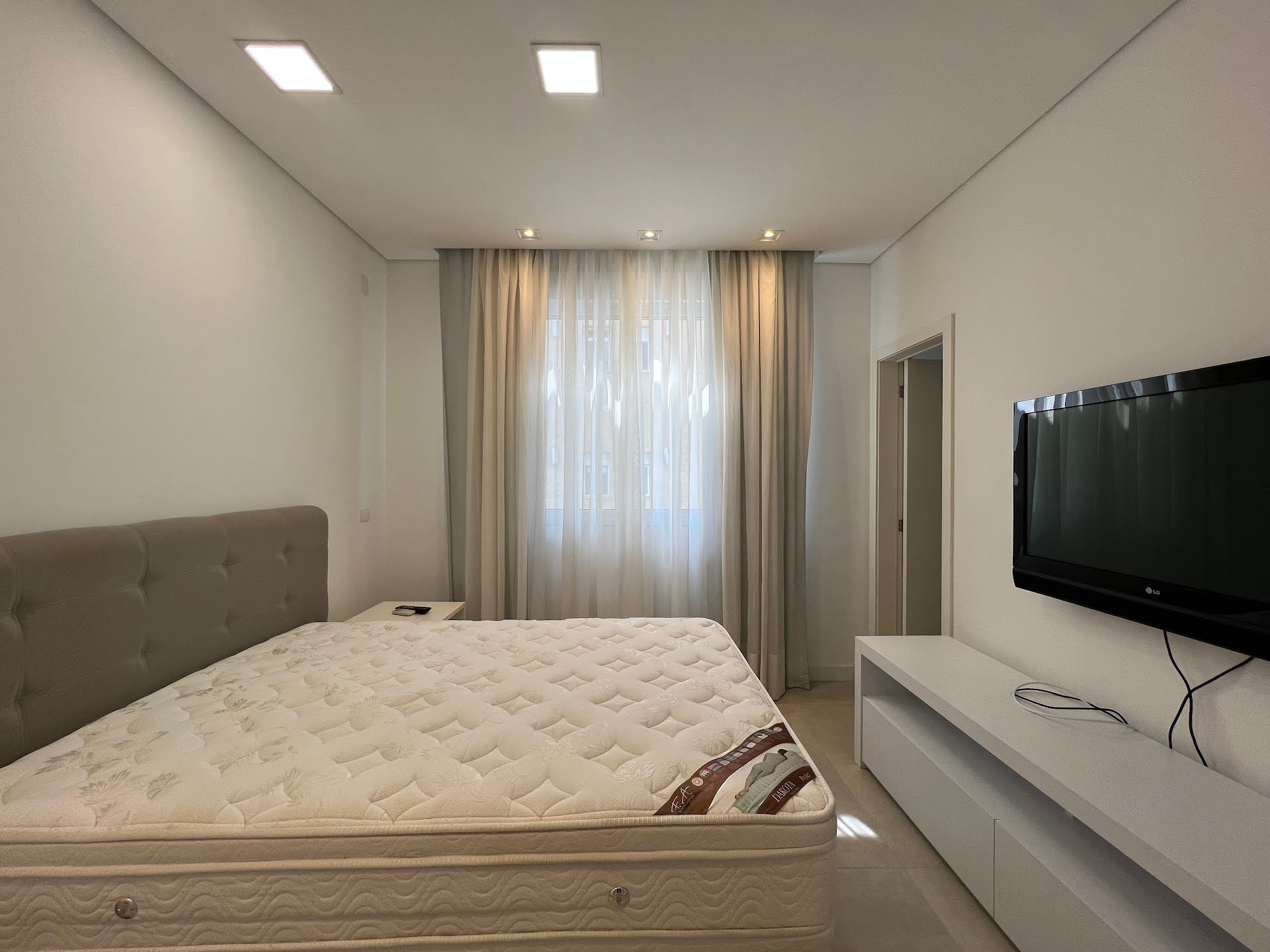 Casa à venda com 2 quartos, 1 suíte, 2 vagas e 180m² no Jurerê, Florianópolis (SC) — foto 8 de 15