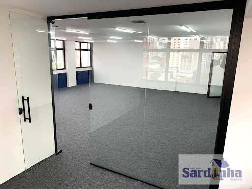 Sala Comercial 130m² para Alugar no Brooklin Novo - SP