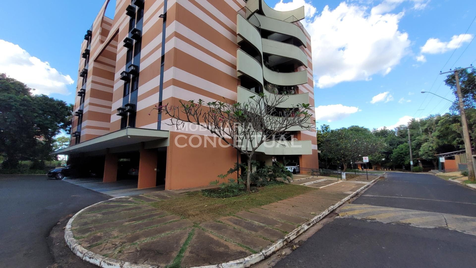 02 Vagas de Garagem