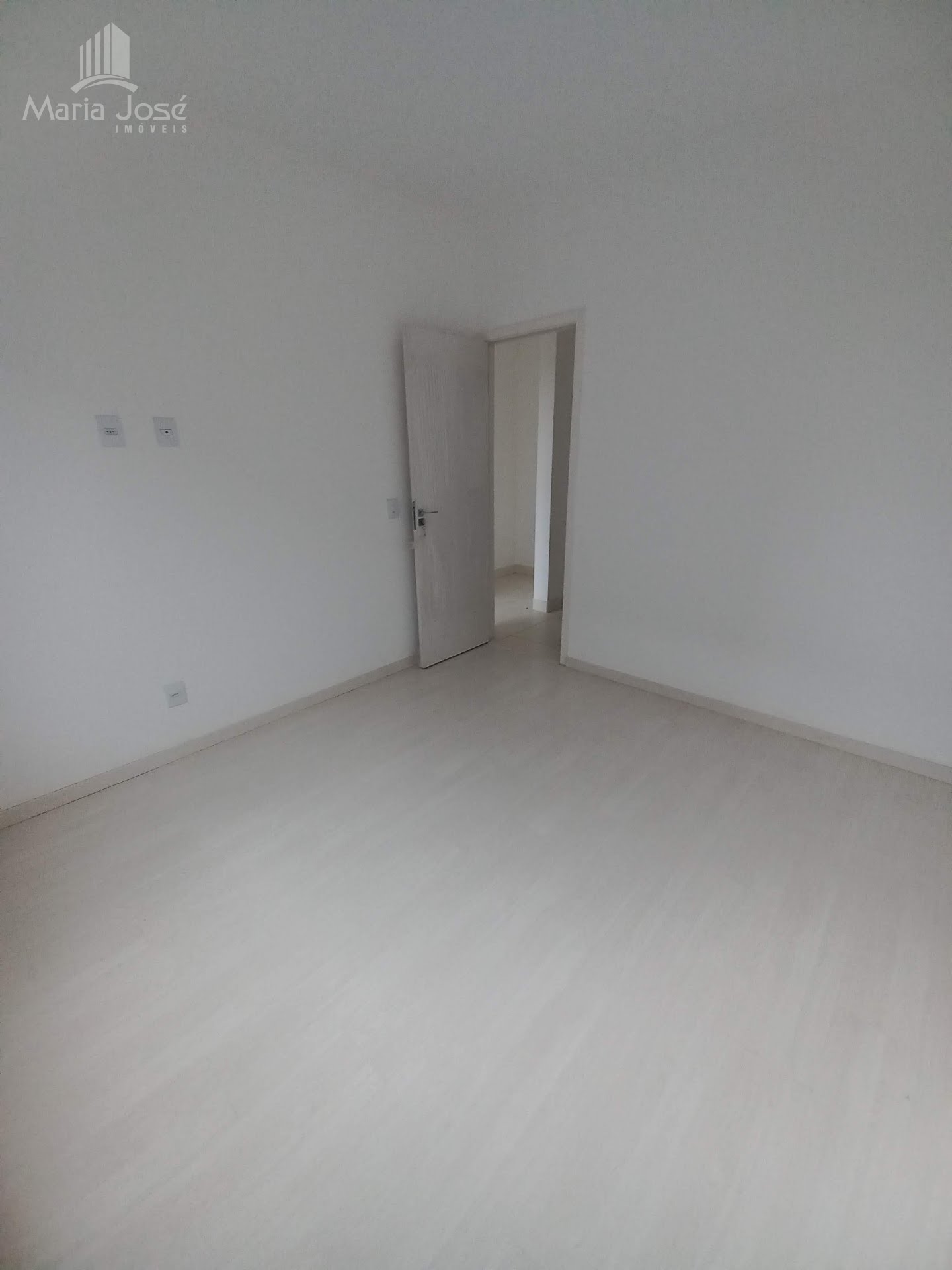 Apartamento à venda com 2 quartos, 1 banheiro, 2 vagas e 57m² no Ouro Branco, Sete Lagoas (MG) — foto 8 de 20