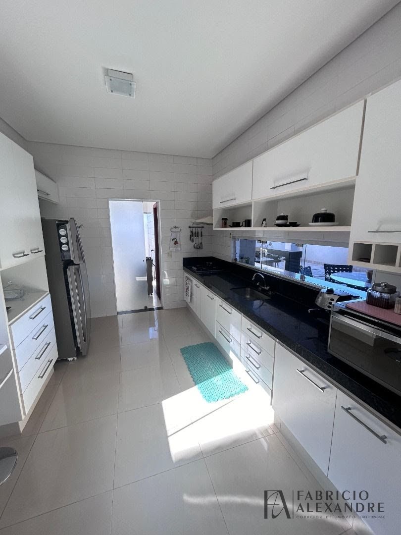 Casa à venda com 4 quartos, 4 suítes, 4 vagas e 300m² no Figueira I, São José do Rio Preto (SP) — foto 10 de 20