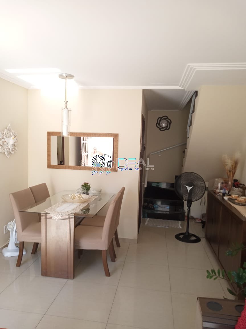 Excelente casa duplex