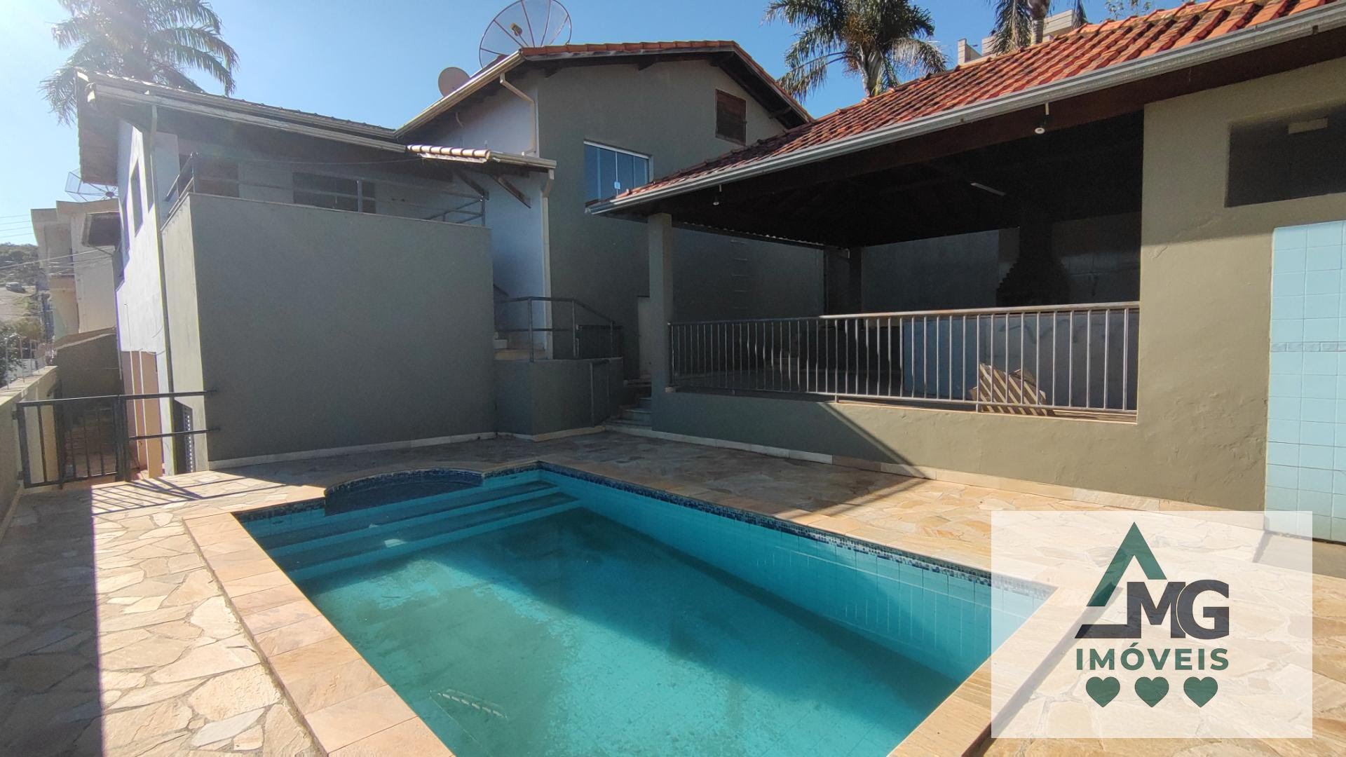 Casa à venda com 4 quartos, 1 suíte, 4 vagas e 480m² no Chácara das Rosas, Três Corações (MG) — foto 11 de 30