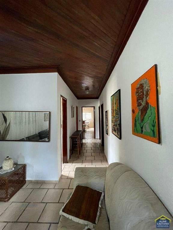 Casa à venda com 4 quartos, 3 banheiros, 5 vagas e 124m² no Solemar, Praia Grande (SP) — foto 5 de 17