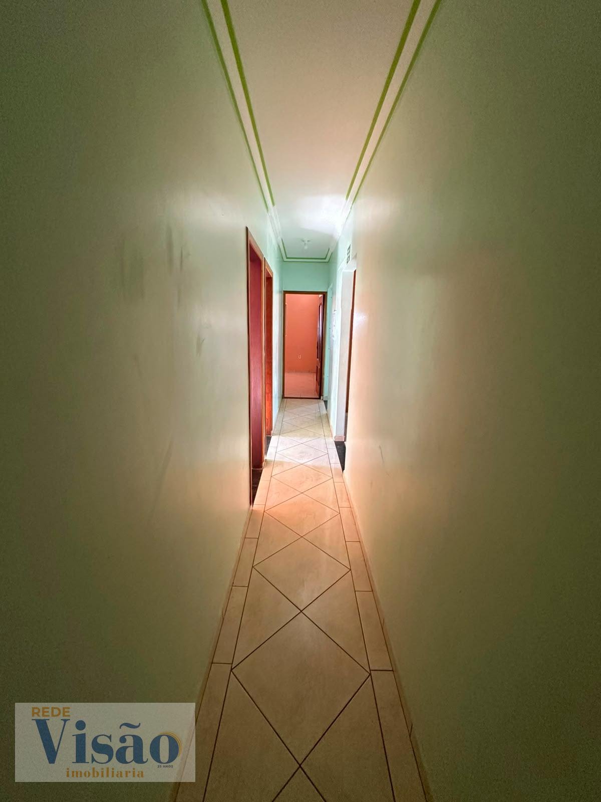 Apartamento para alugar com 1 quarto, 2 suítes e 4 vagas no Jardim Serrano, Paracatu (MG) — foto 24 de 27