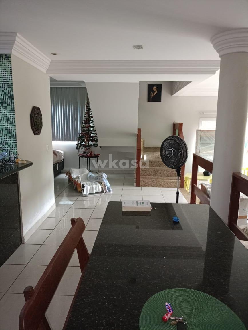 Casa à venda com 4 quartos, 3 suítes, 2 vagas e 205m² no Balneário de Carapebus, Serra (ES) — foto 10 de 30