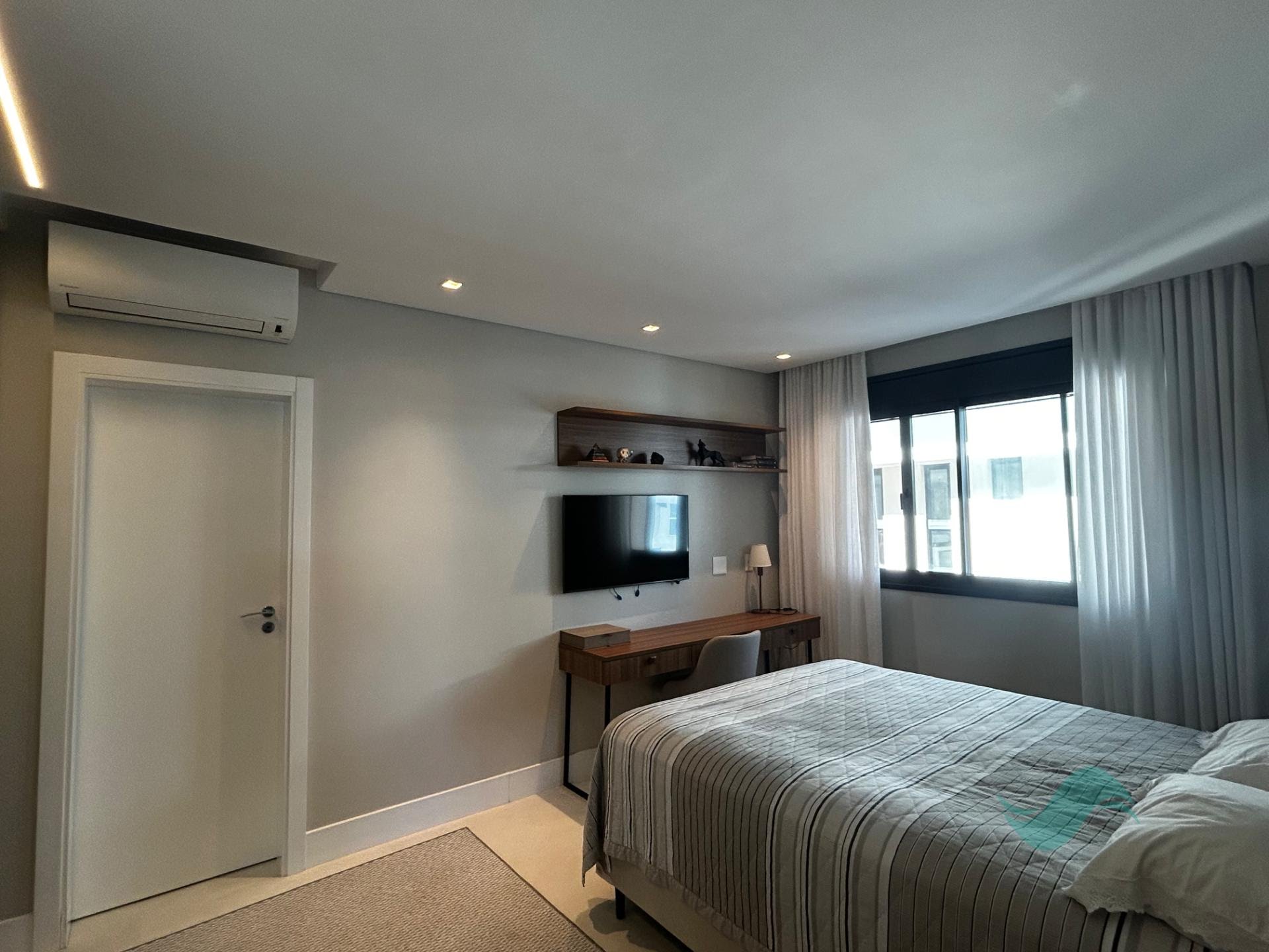 Cobertura à venda com 4 suítes, 3 vagas e 240m² no Jurerê, Florianópolis (SC) — foto 29 de 30