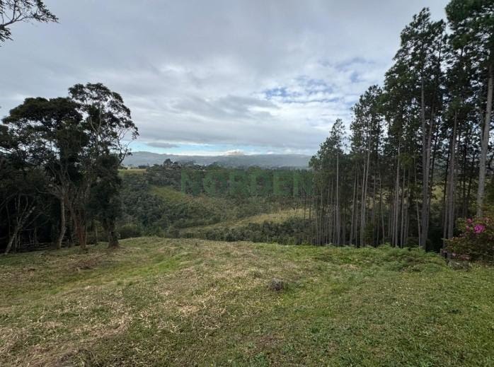 Lote / Terreno de 1164 m² no Condomínio Residencial Costa da Serra, Invernadinha