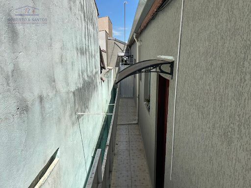 Casas de cima com 1 dormitório cada