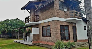 Casa à Venda em Mundaí, Porto Seguro: 2 Suítes, 100m², R$900mil